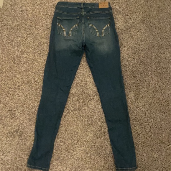 Hollister Jeans - Picture 3 of 4